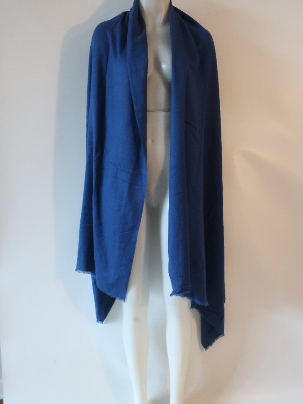 Womens Loro Piana Blue Fringe Trim Rectangle Designer Shawl Wrap Scarf